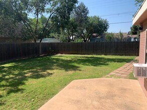 3317 31st St in Lubbock, TX - Building Photo - Building Photo