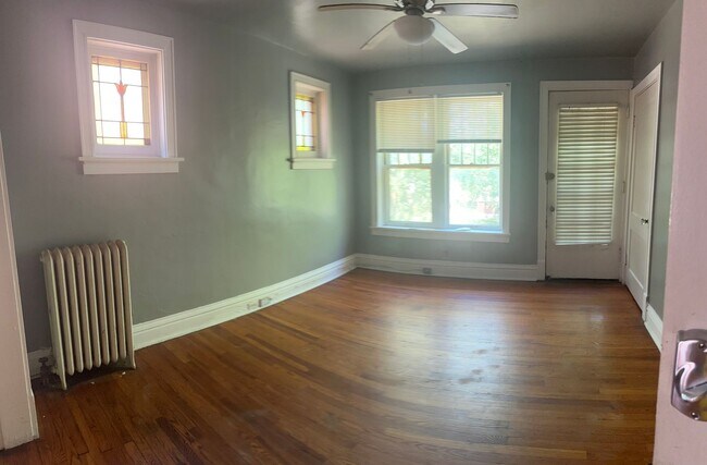 4962 Lindenwood Ave-Unit -4964-A in St. Louis, MO - Building Photo - Building Photo