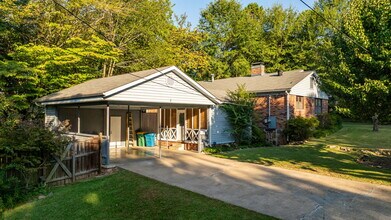 2 Shannon Dr in Little Rock, AR - Building Photo - Building Photo