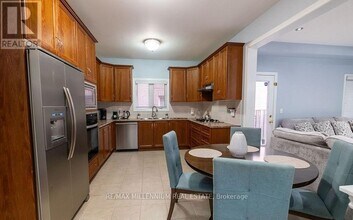 66 Attview Crescent in Brampton, ON - Building Photo - Building Photo