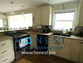 113 Williamson Rd in Manchester, ME - Building Photo - Building Photo