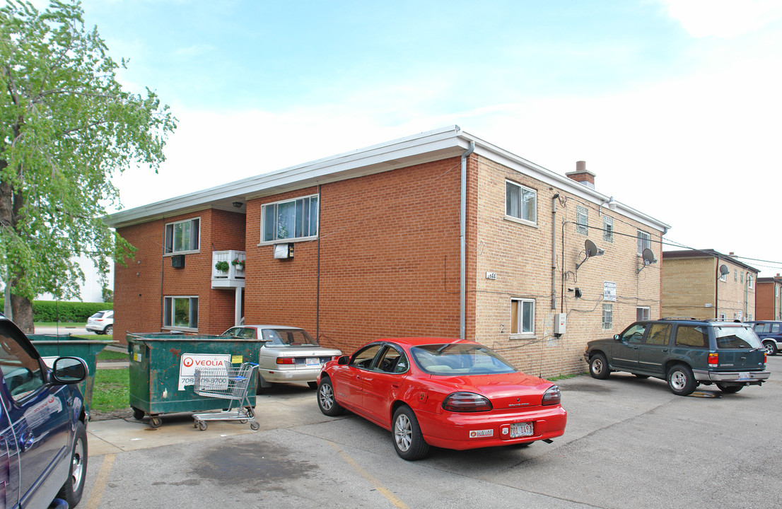 2444 N Rose St in Franklin Park, IL - Building Photo