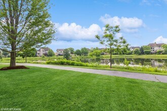3304 Rollingridge Rd in Naperville, IL - Building Photo - Building Photo