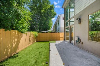 1344 Rietveld Row NW in Atlanta, GA - Building Photo - Building Photo