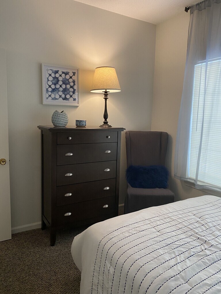 Huntington Woods Bristol, CT Apartments