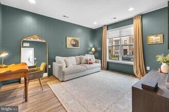 42338 Nelsonville Ter in Brambleton, VA - Building Photo - Building Photo