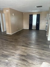 6077 North Ln in Orlando, FL - Building Photo - Building Photo