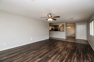 2910 S 80th Ave in Phoenix, AZ - Building Photo - Building Photo