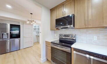 612 10th Ave S in Jacksonville Beach, FL - Building Photo - Building Photo