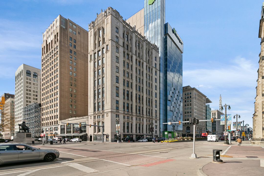 The Fyfe Apartments in Detroit, MI - Building Photo