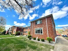 5925-5931-5931 Nagel Ave in St. Louis, MO - Building Photo