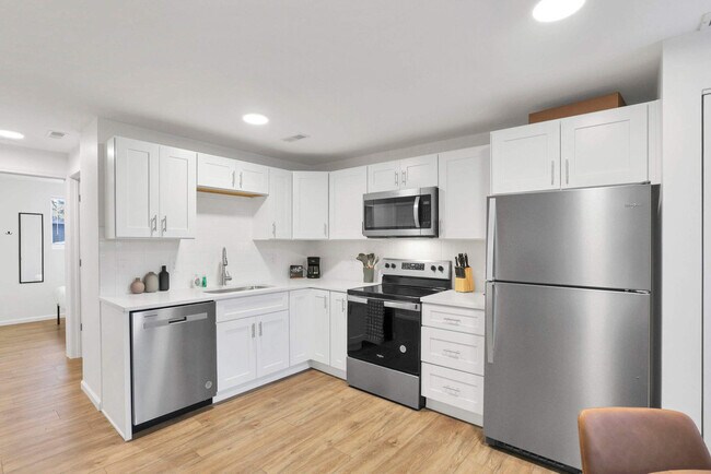 564 Stanley Ave in Columbus, OH - Building Photo - Building Photo