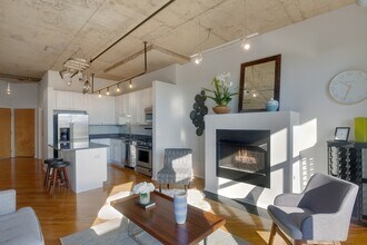 6 S Laflin St, Unit 611 in Chicago, IL - Building Photo - Building Photo