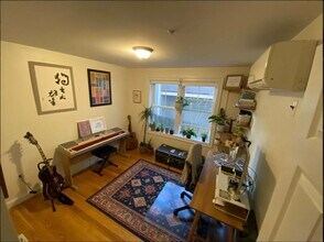 25 Beacon St, Unit #1 in Somerville, MA - Building Photo - Building Photo