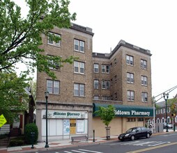 577-581 Kearny Ave in Kearny, NJ - Building Photo - Building Photo