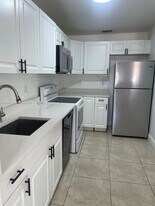 2329 NE 173rd St in North Miami Beach, FL - Building Photo