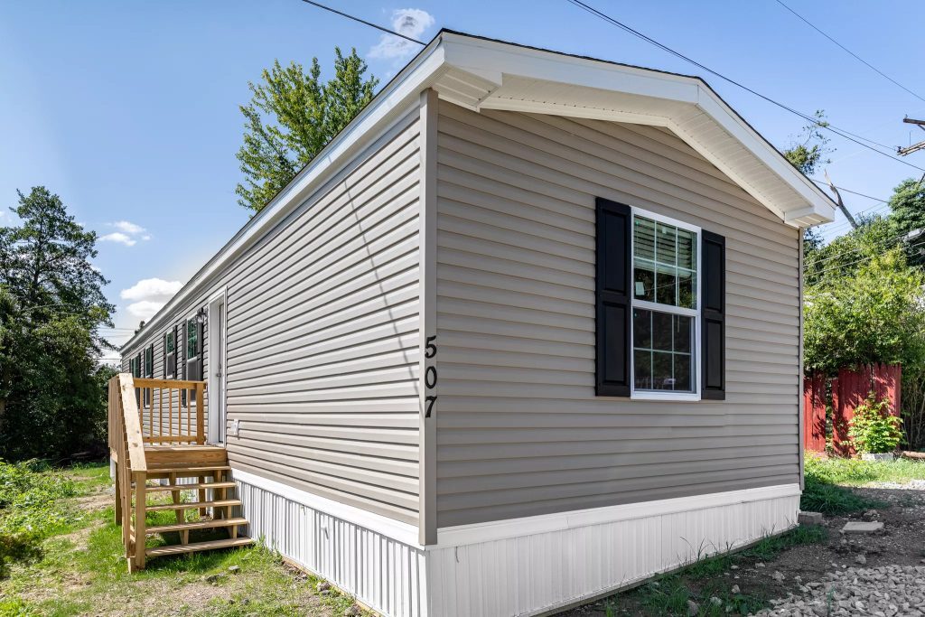 507 Will Ln in West Mifflin, PA - Building Photo