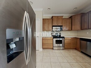 1641 Silver Oak Ln in Knoxville, TN - Building Photo - Building Photo