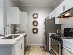 Avana Eastlake in Thornton, CO - Foto de edificio - Building Photo