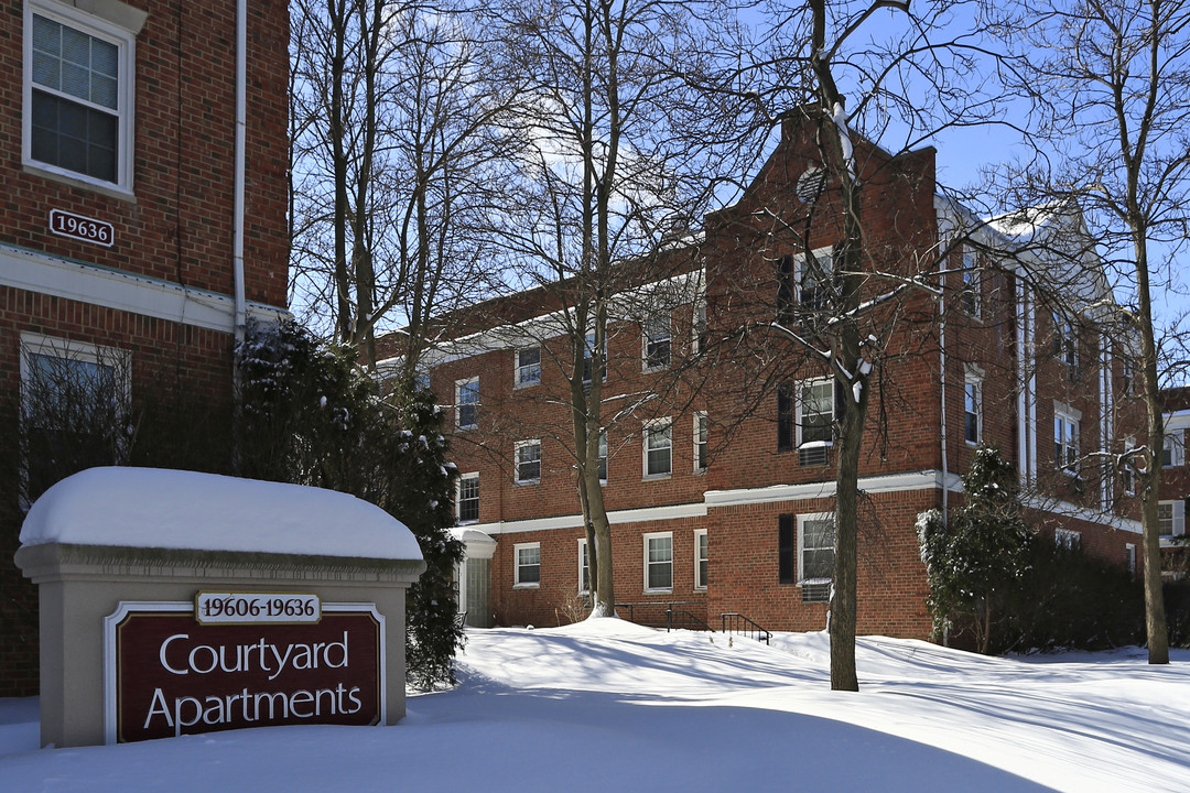 Courtyard Apartments in Shaker Heights, OH - Building Photo