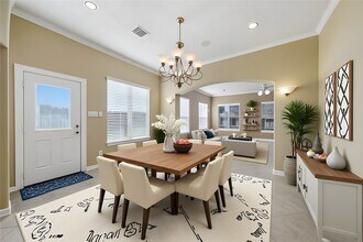 8029 Durango Way Dr in Houston, TX - Foto de edificio - Building Photo