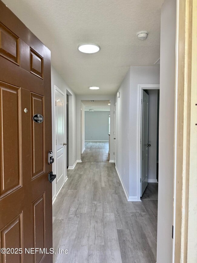 9022 Emma Jean Ct in Jacksonville, FL - Building Photo - Building Photo