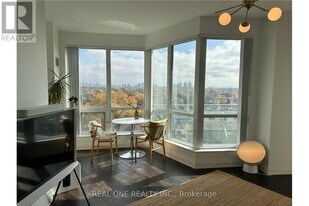 60 Byng Ave in Toronto, ON - Building Photo