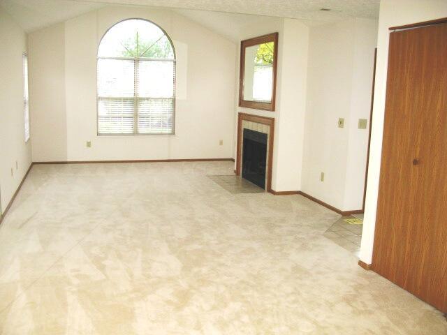2645 Trottersway Dr in Columbus, OH - Building Photo - Building Photo