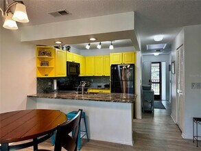 3031 Quail Hollow St in Sarasota, FL - Building Photo - Building Photo