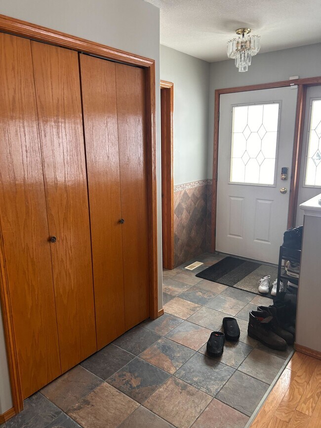 311 Blackshire Crescent in Saskatoon, SK - Building Photo - Building Photo