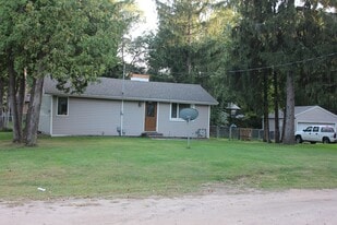 2244-2212 212th Ln NW in Oak Grove, MN - Building Photo