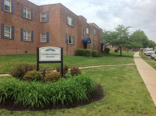 Victoria Crossing Apartments in Langley Park, MD - Foto de edificio - Building Photo