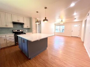 3202 Nancy Gale Dr in Austin, TX - Building Photo - Building Photo