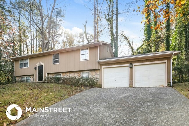 property at 4863 Invermere Trail