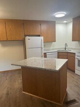 2449 Gall Ave in St. Paul, MN - Building Photo - Building Photo