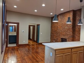 7 Wallace Ave in Covington, KY - Building Photo - Building Photo