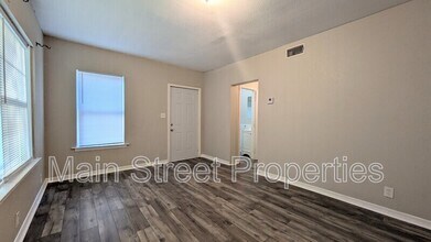 3500 W Cervantes St in Pensacola, FL - Building Photo - Building Photo