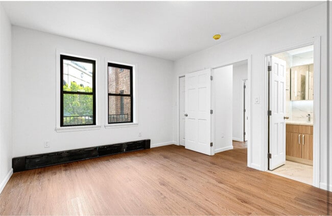100-05 69th Ave in Queens, NY - Building Photo - Building Photo