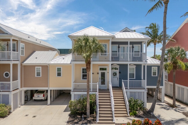 11780 Anglers Club Dr in Placida, FL - Foto de edificio - Building Photo