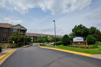 The Laurel West in Golden Valley, MN - Building Photo - Building Photo