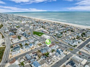 111 7th Ave in Seaside Park, NJ - Foto de edificio - Building Photo