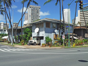 444 Pau St in Honolulu, HI - Building Photo - Building Photo