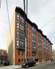 Thomas Jefferson II Apartments in Hoboken, NJ - Building Photo - Building Photo