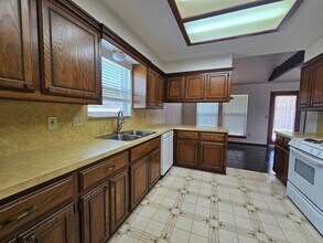 4716 Marston Ct in Norman, OK - Building Photo - Building Photo