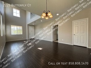 2225 Butterfly Ct in San Jacinto, CA - Building Photo - Building Photo