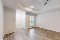 6724 S Creek Dr in Fort Worth, TX - Building Photo - Building Photo