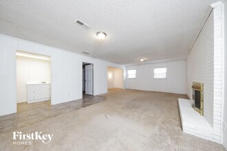 160 Rhyne Ct in Clemmons, NC - Building Photo - Building Photo