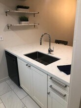 7436 E Chaparral Rd, Unit 202B in Scottsdale, AZ - Foto de edificio - Building Photo