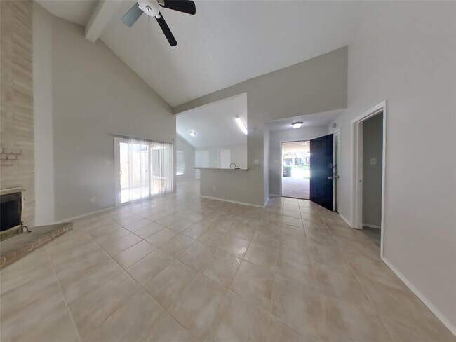 24018 Spring Sunset Dr in Spring, TX - Building Photo - Building Photo