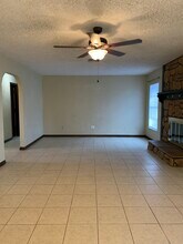 1031 Sullivan St in Deltona, FL - Building Photo - Building Photo